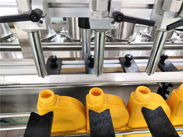 LDP Bottle Chemical Filling Machine